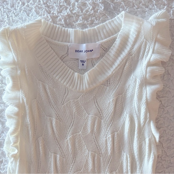 Dear John - Lace style Top - Picture 2 of 2